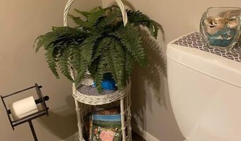 106 Burnshaw Ln, Albrightsville, PA 18210