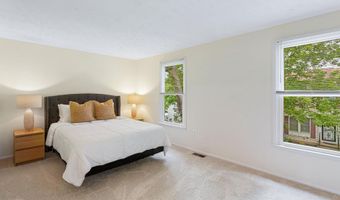 11230 WESTPORT Dr, Bowie, MD 20720