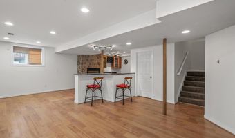 1696 Reserve Ct, Ann Arbor, MI 48103