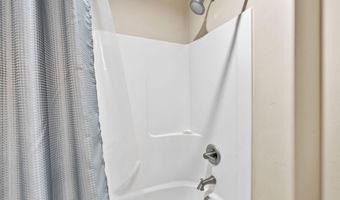 20670 Comet Ct, Bend, OR 97701