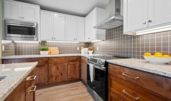 5822 Coldspring Ln, Bartlesville, OK 74006