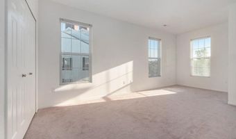964 W Summerfield Glen Cir 96, Ann Arbor, MI 48103