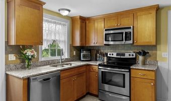 223 Chopmist Hill Rd, Glocester, RI 02814