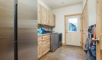 719 Falling Leaves, Adkins, TX 78101