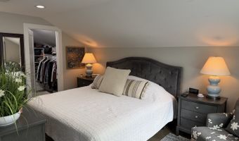627 N Arlington Heights Rd, Arlington Heights, IL 60004
