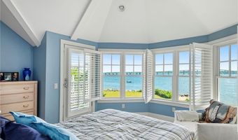 81 Quarry Rd, North Kingstown, RI 02874