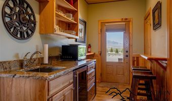 39 Moccasin Trl, Clark, WY 82435