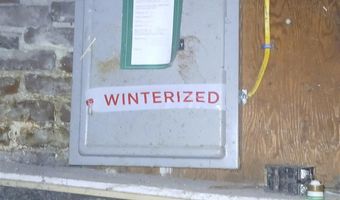 12 Pleasant St, Barre, VT 05641