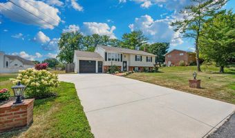 106 DELLA Ln, Boonsboro, MD 21713