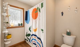 6828 Aurora Dr, Akeley, MN 56433