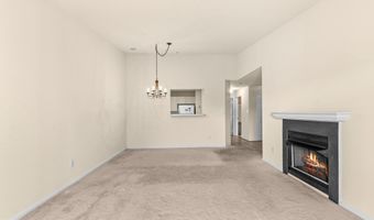 44096 NATALIE Ter 302, Ashburn, VA 20147