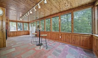 50 Long Hill Rd, Raymond, NH 03077