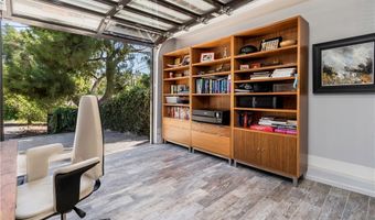 450 S Via Vista Rd, Anaheim, CA 92808