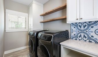 448 SW C St, Bentonville, AR 72712