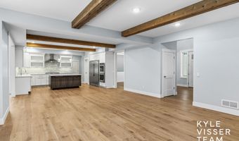 7787 S Gracemoor Ct SE, Alto, MI 49302