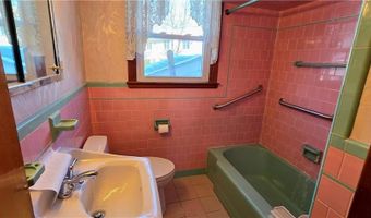 20 Intervale Ave, North Providence, RI 02911