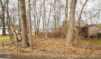 281 Richardson Rd, Coventry, RI 02816