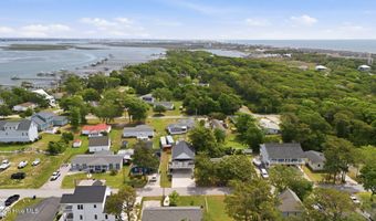 220 Pelican Dr, Atlantic Beach, NC 28512
