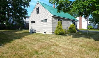 5 Mayflower Rd, Augusta, ME 04330