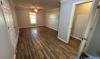 224 Dunn Dr, Albertville, AL 35950