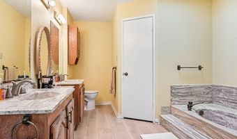 5605 Blair Oaks Dr, The Colony, TX 75056