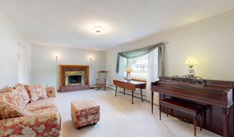 8 Fahi Pond Rd, Anson, ME 04958