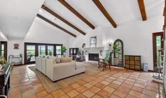 830 OAK St, Orlando, FL 32804