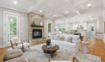 3555 N DICKERSON St, Arlington, VA 22207
