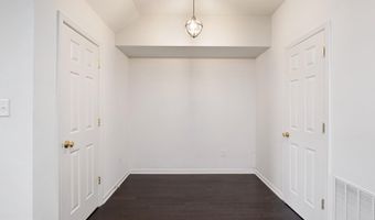 3858 GREEN St, Claymont, DE 19703