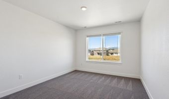1930 Chaffee Crest Dr, Berthoud, CO 80513