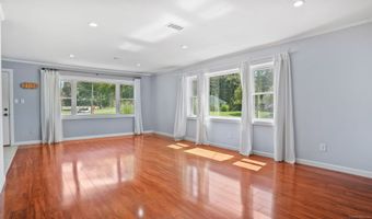 498 Juniper Ln, Cheshire, CT 06410
