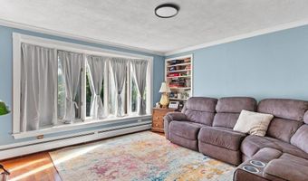 70 Harris St, Coventry, RI 02816