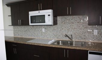 2930 Point East Dr E309, Aventura, FL 33160