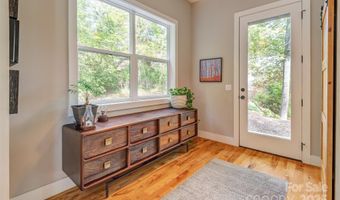 42 Salola St, Asheville, NC 28806