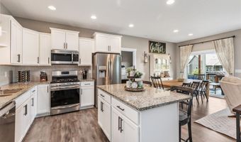 1020 Baileys Grove Dr, Adel, IA 50003