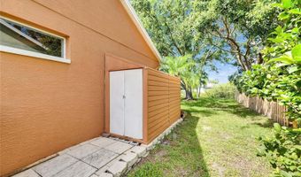 318 LOOKOUT Dr, Apollo Beach, FL 33572