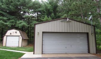 709 W 17th Dr, Arkdale, WI 54613