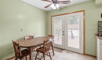 908 38th Ave, Anoka, MN 55303