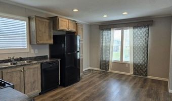 1452 West Dr 161, Alden, NY 14004
