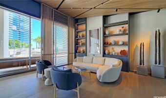 1000 Auahi St 435, Honolulu, HI 96814