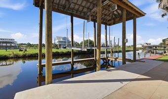4062 Devon St, Bay St. Louis, MS 39520