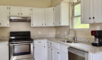 301 T Estes Rd, Beattyville, KY 41311