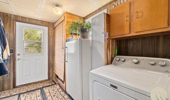 135 S Montana Ave, Absarokee, MT 59001