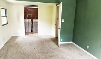 3310 Dumont Lake Dr, Allegan, MI 49010