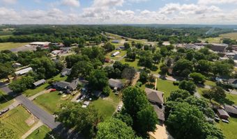 301 Hall St, Alton, MO 65606