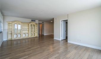 9500 W Bay Harbor Dr 7D, Bay Harbor Islands, FL 33154