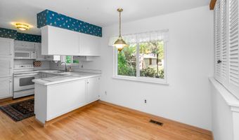 2859 Renfrew St, Ann Arbor, MI 48105