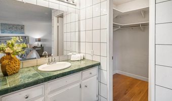 7945 Shadow Hill Dr, La Mesa, CA 91941