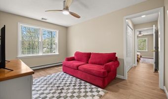 2 Boulder Rd, Bourne, MA 02532