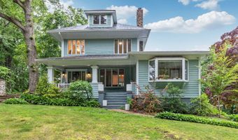 29 Grand Ave, Atlantic Highlands, NJ 07716